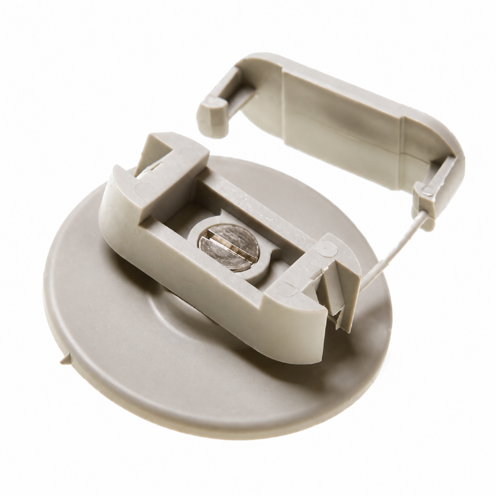 906-246 Flagon PVC Lightning Conductor base clip1